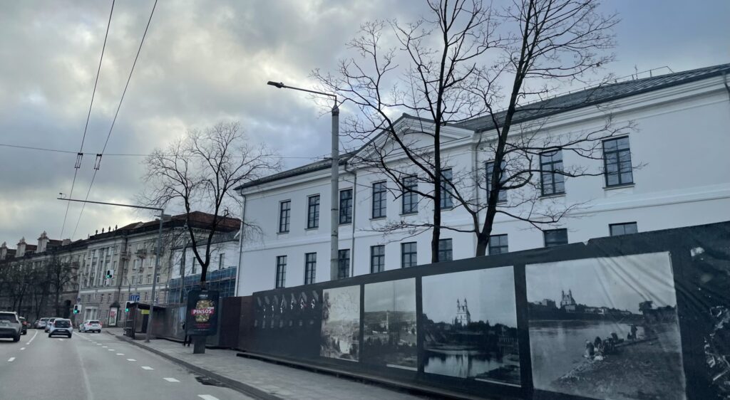 Vasario 16-osios (Vasario 16-osios g. 1) - Hotel, Office center, Primary and secondary education - construction photos