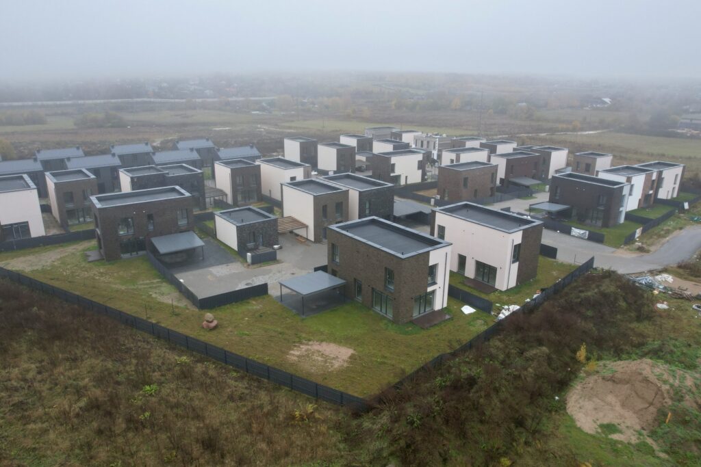 Hetitų g. namai (Hetitų g. 1, 2, 3, 4, 5, 6, 7, 8, 9, 10, 11, 12, 14, 16, 22, 24, 26, 28, 32, 33, 34, 35, 36, 37, 39, 41, 43, 47, 49) - Private house community - construction photos