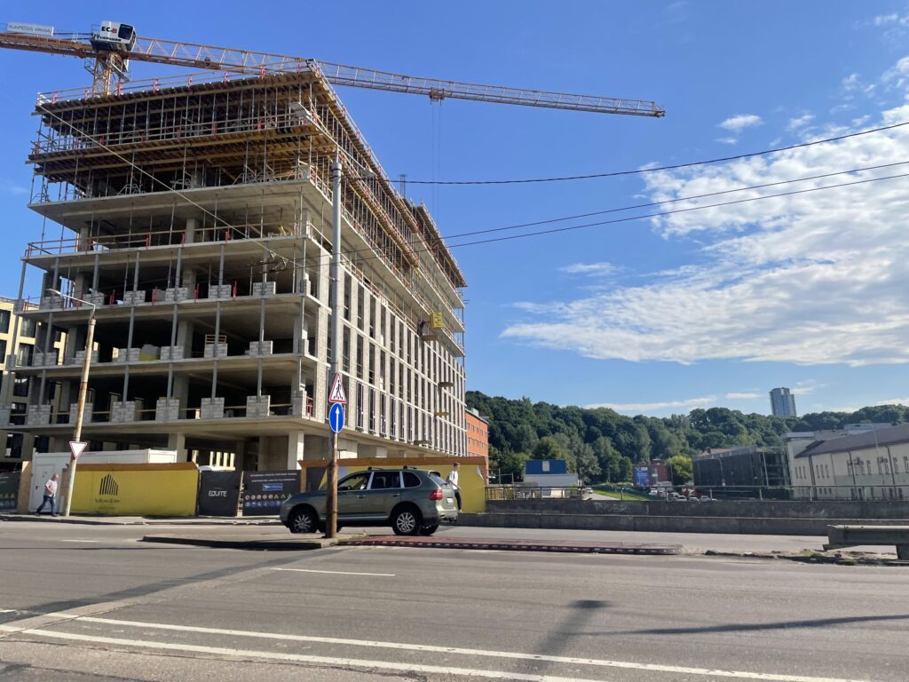 Yellowstone (J. Jasinskio g. 14) - Office center - construction photos