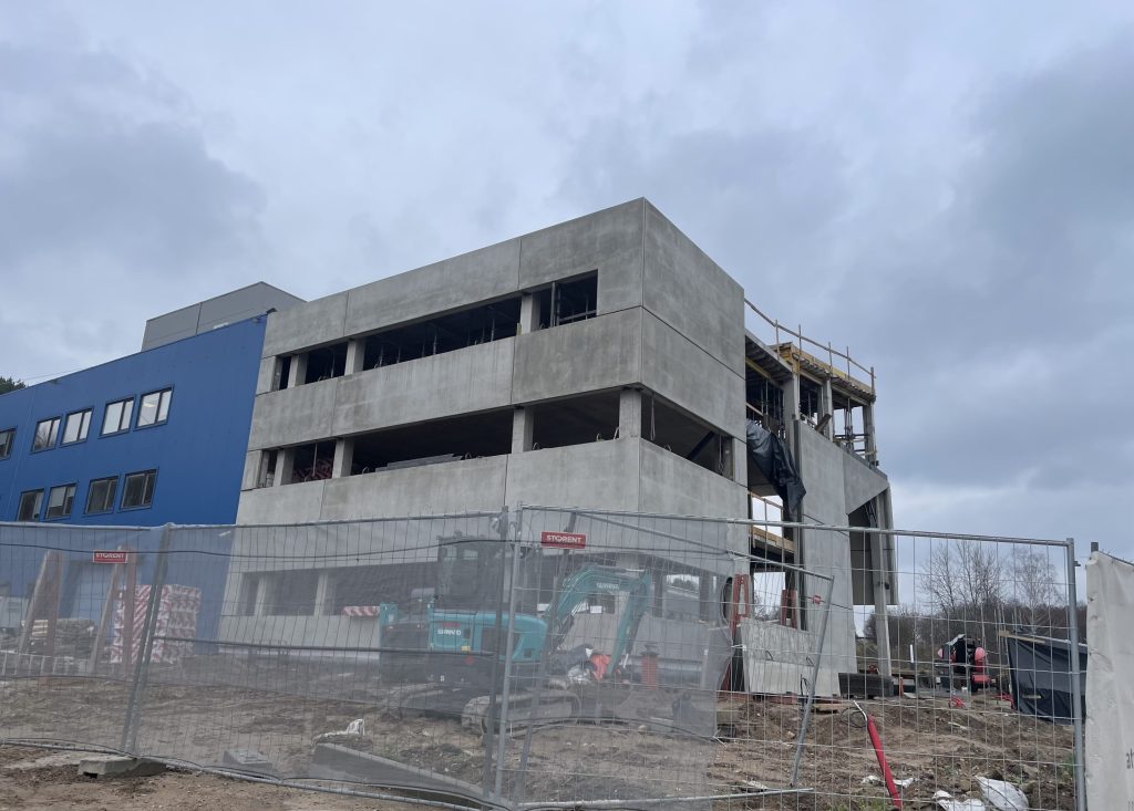 VGTU Antano Gustaičio aviacijos institutas (Linkmenų g. 28) - Higher education - construction photos