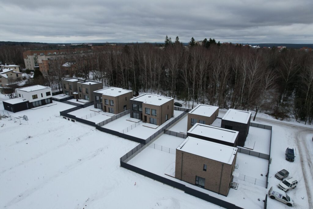 Visorių septintukas (Onos Lukauskaitės Poškienės g. 16, 18, 20, 22, Prano Ancevičiaus g. 15, 17, 19) - Row housing - construction photos
