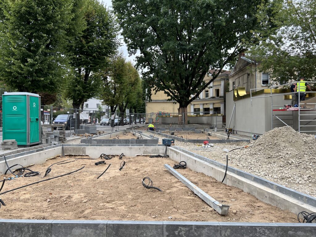 Gedimino g. 32 skveras (Gedimino g. 32) - Square - construction photos