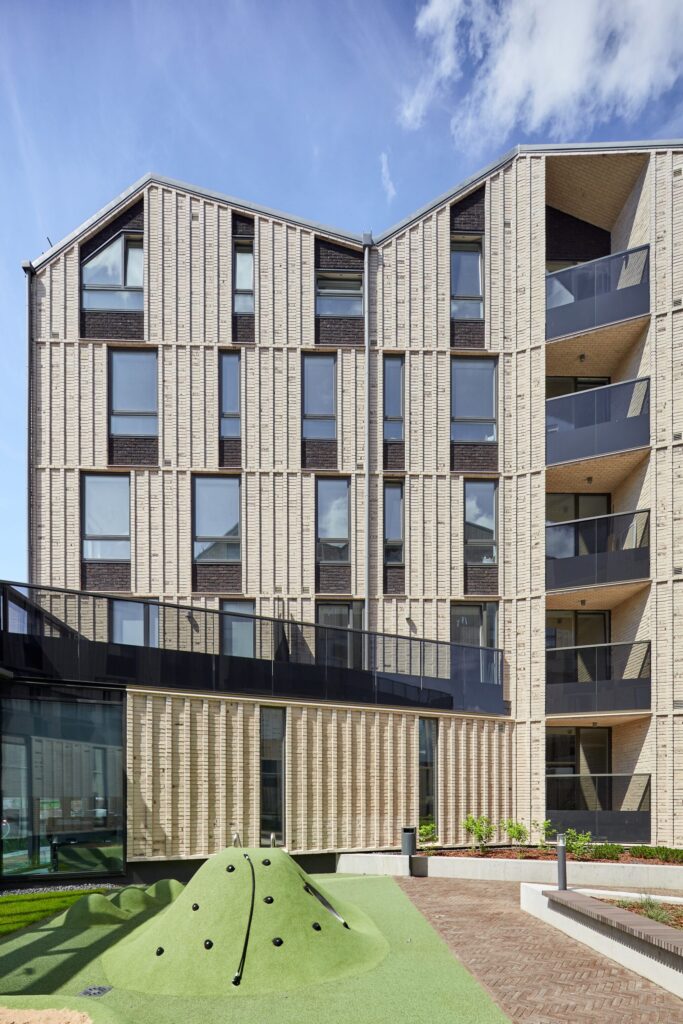 PAUPYS 1 etapas (Aukštaičių g. 4, 8) - Daugiabutis - statybų nuotraukos