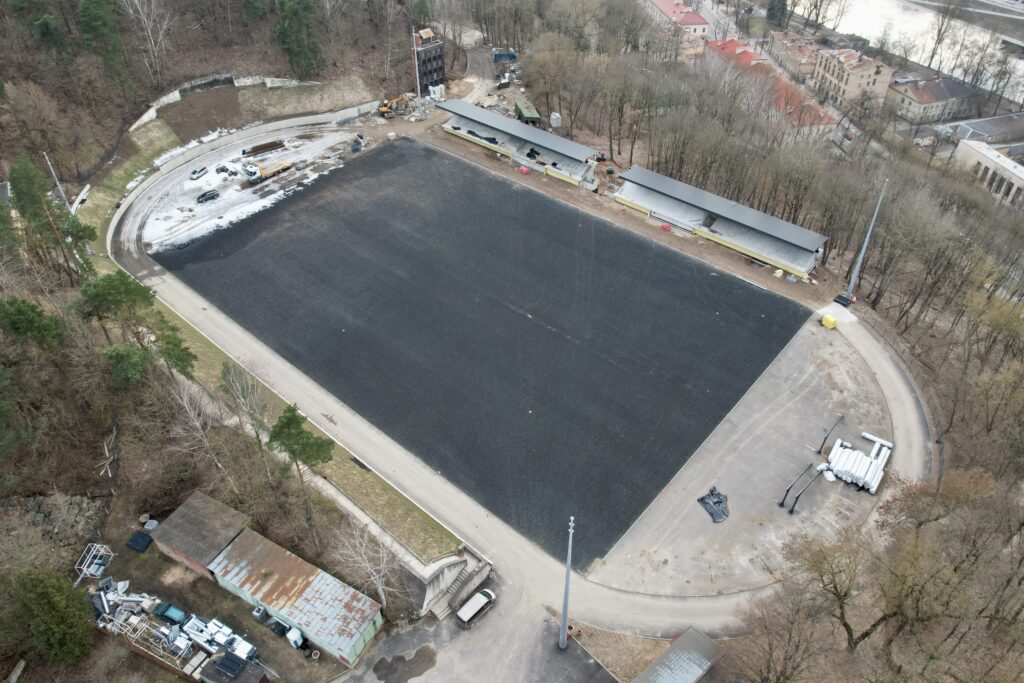 Kalnų parko stadionas (T. Kosciuškos g. 7) - Sports field or court - construction photos