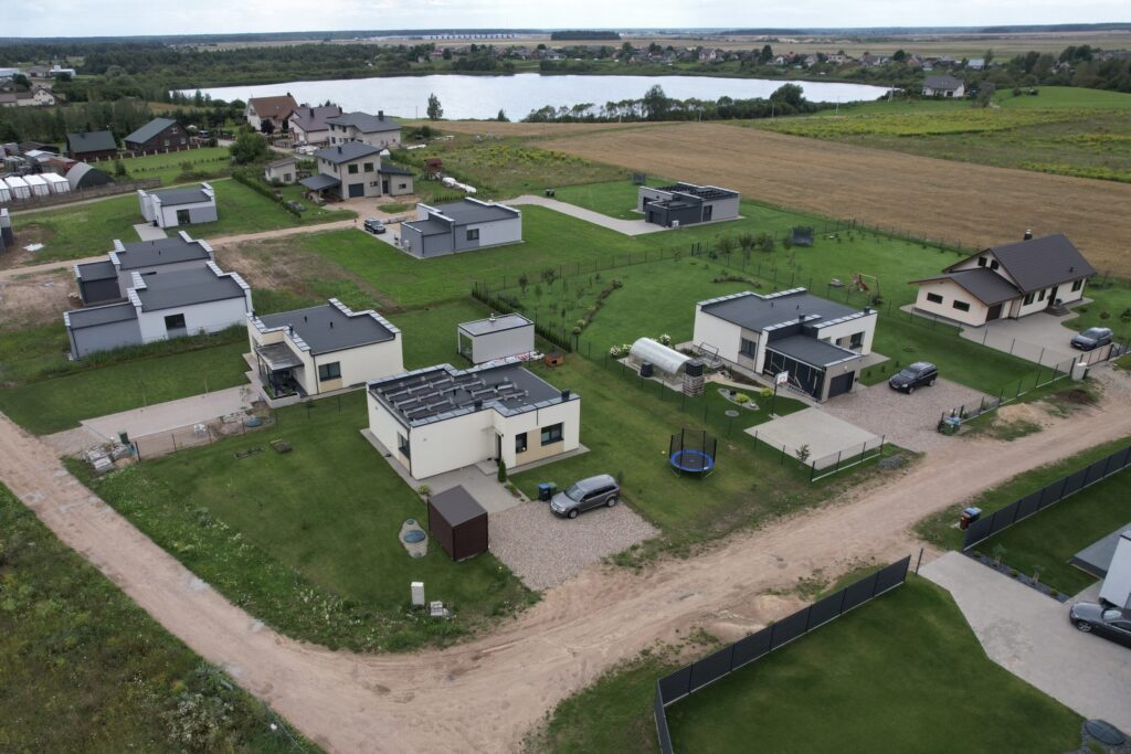 Pakrantės namai (Žygimantų g., Pakrantės g., Paklnės g.) - Private house community - construction photos