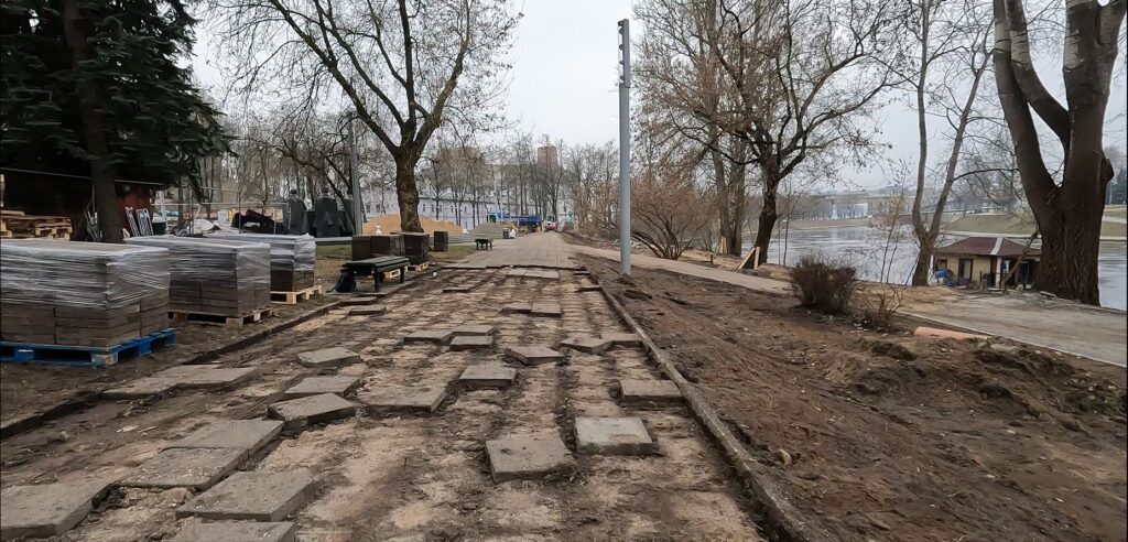 Neries kairiosios krantinės 2 etapas (Žygimantų g., Arsenalo g.) - Dviračių takas, Pakrantė - statybų nuotraukos