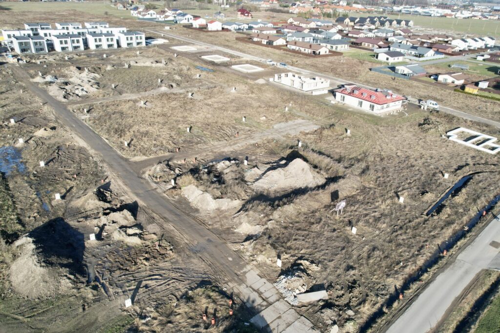 Angelavos vilos 2 etapas (Angelavos g. 18, 20, 22, 24, 26, 28, 30, 32, 34, 36, 38, 40, 42, 44, 46, 48, 50, 53, 54, 56, 58, 60, 62, 64, 66, 68, 70) - Row housing - construction photos