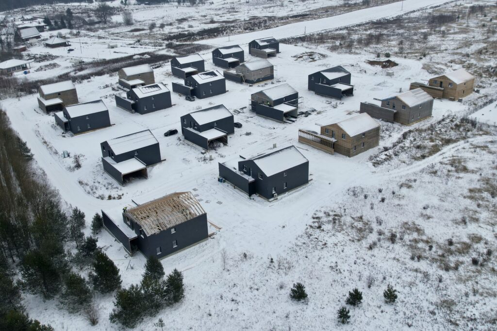 Alksnių g. 2, 4, 6, 7, 8, 9, 10, 11, 12, 13, 14, 15, 16, 18, 20, 22, 24, 26 (Alksnių g. 2, 4, 6, 7, 8, 9, 10, 11, 12, 13, 14, 15, 16, 18, 20, 22, 24, 26) - Private house community - construction photos