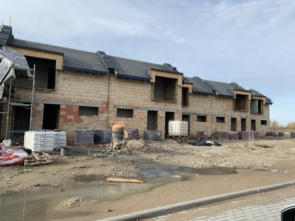 Bachmano Žemė (Vėluvos g. 1, 2, 3, 4 - 47, Eitkūnų g. 6, 6A, 8, 8A - 30, 30A, Tolminkiemio g. 1, 2, 3, 4 - 69) - Privātmāju kopienas, Rindu mājas - būvdarbu attēli