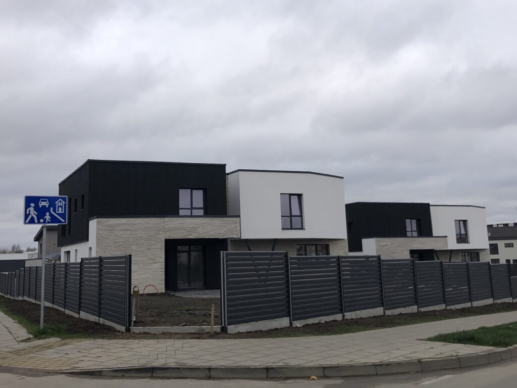 Armėnų namai (Armėnų g. 2, 14, 19 / Savičiūnų g. 3, 5, 7) - Row housing - construction photos