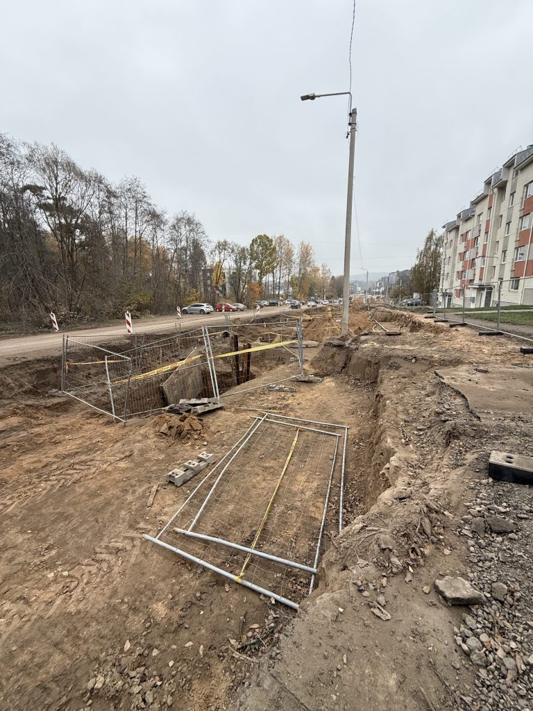 Lazdynėlių g. rekonstrukcija (Lazdynėlių g.) - Velosipēdu ceļš, Iela - būvdarbu attēli