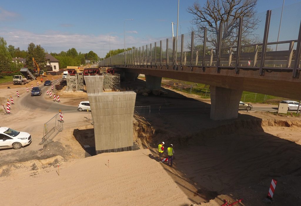Dienvidu tilta IV kārta I posms (Jāņa Čakstes gatve) - Bike path, Pedestrian path, Road - construction photos