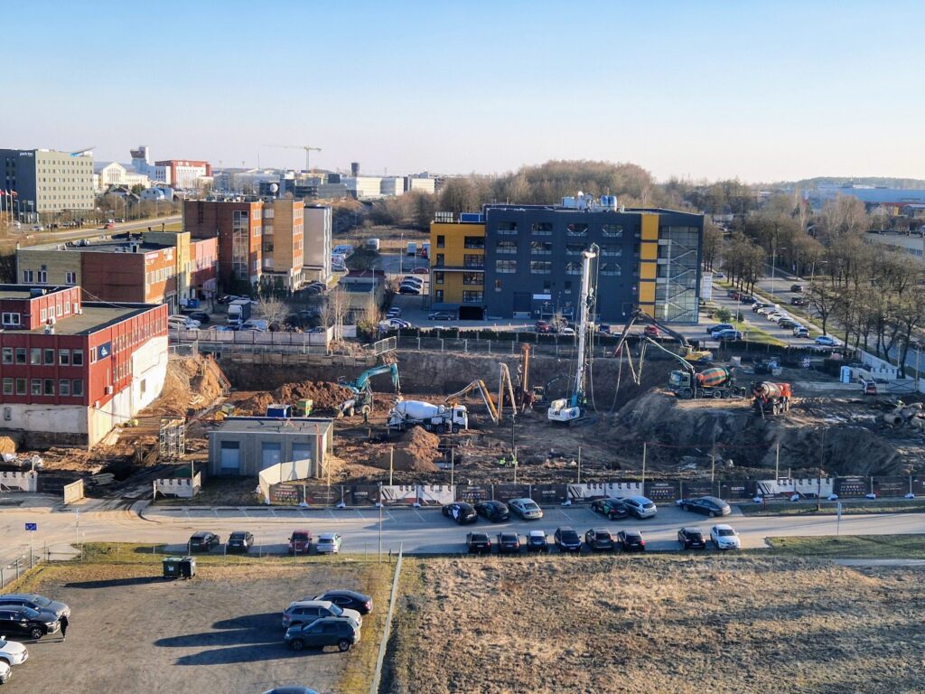 Aerocity Dariaus ir Girėno g. 40 (Dariaus ir Girėno g. 40) - Office center, Sports arena - construction photos