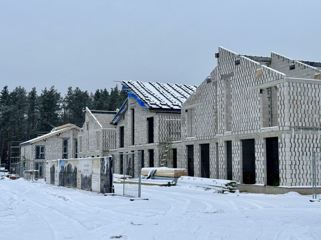 For-rest (Meiriškių g. 25) - Sublokuoti namai - statybų nuotraukos