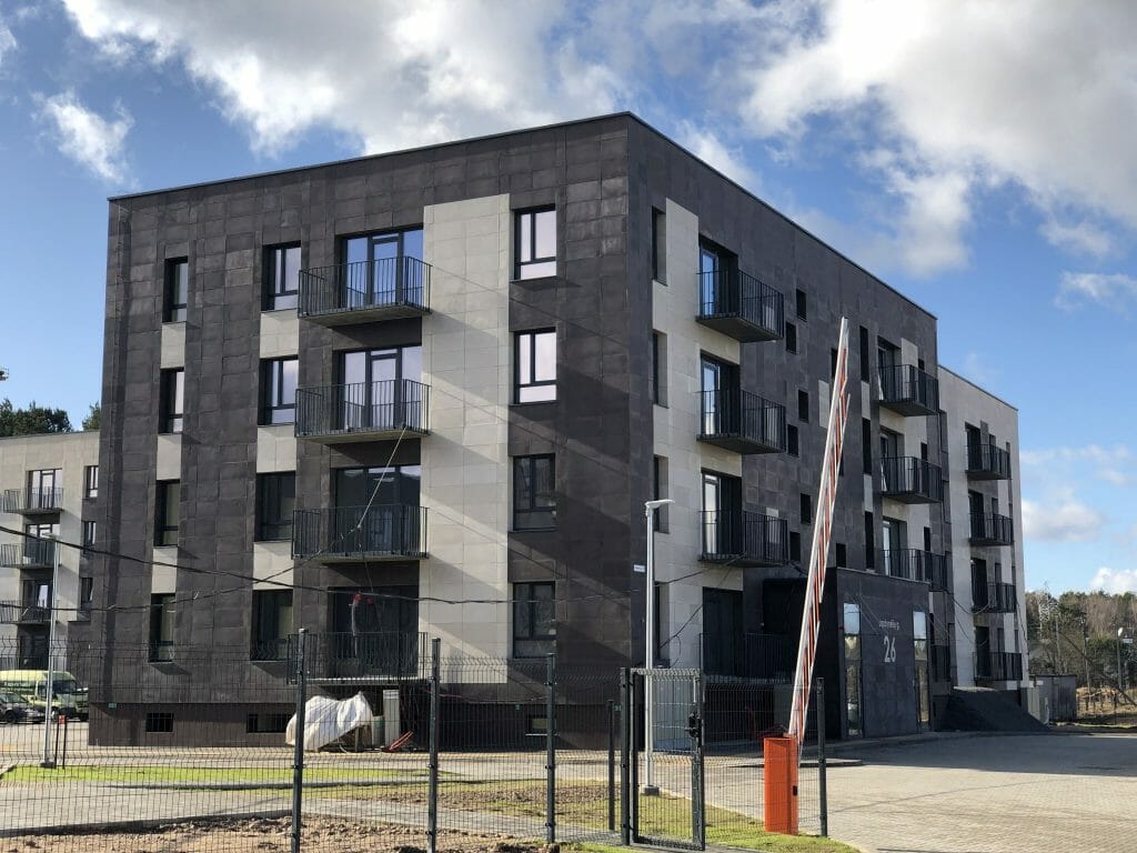 Lazdynėlių 30 (Lazdynėlių g. 30) - Daudzdzīvokļu nams - būvdarbu attēli