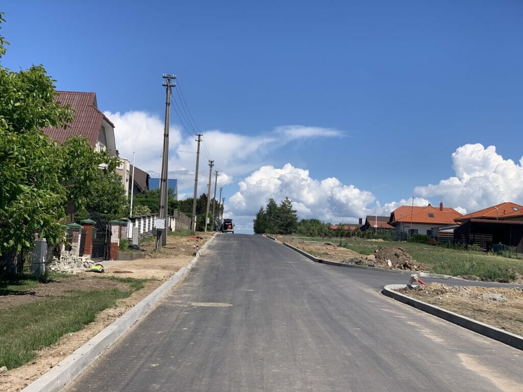 Tauralaukio gyvenvietės gatvės (Vėjo g., Virkučių g., Uosių g., Žvaigždžių g., Vaivorykštės g., Griaustinio g., Lietaus g., Slengių g., Arimų g., Akmenų g., Debesų g., Smėlio g.) - Street - construction photos