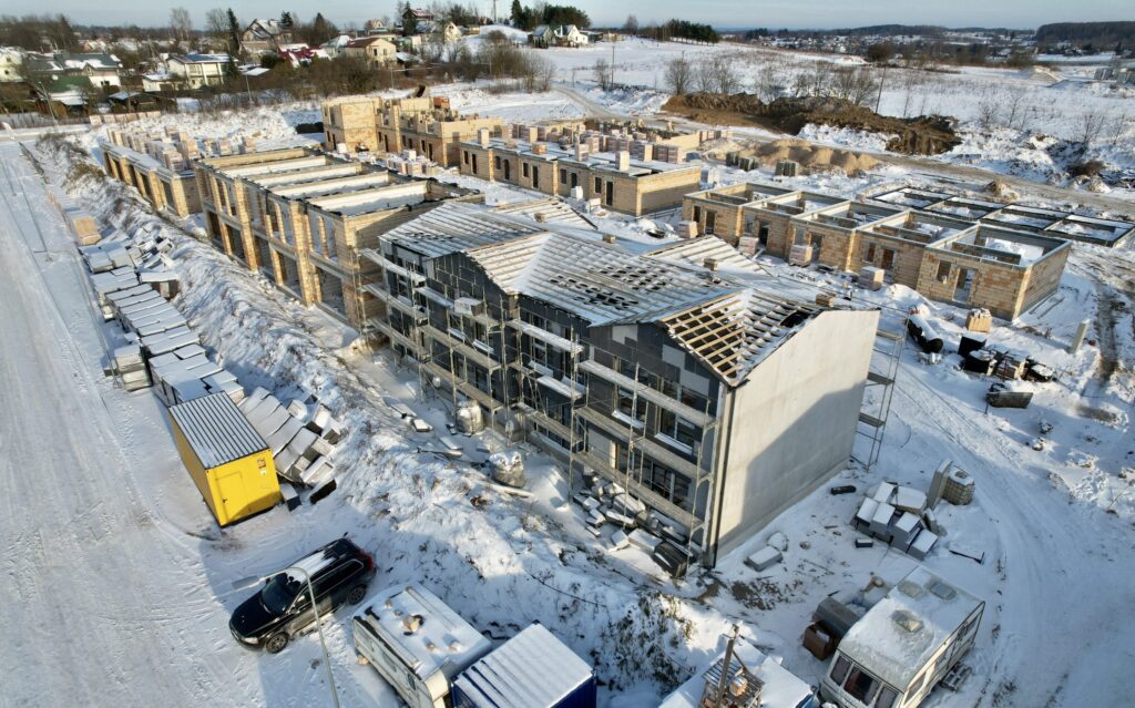 Kotedžai Kalnėnuose (Savičiūnų g.) 2 etapas (Savičiūnų g. 35A, 35B) - Row housing - construction photos