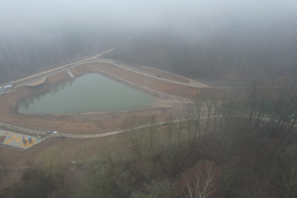 Paviršiniai nuotekų tinklai, valykla ir kaupykla Ozo g. (Šiaurinė, Ukmergės, Ozo, Miglos, Paribio, Lūšių, Elnių g.) - Izplatīšanas tīkls, Parks - būvdarbu attēli