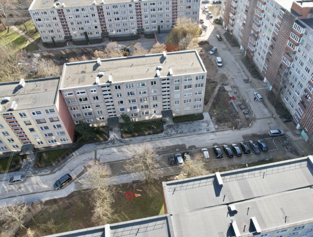 Statybininkų pr., Žardininkų g. kiemų sutvarkymas (Statybininkų pr., Žardininkų g.) - Kelias - statybų nuotraukos