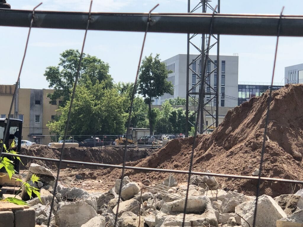 Mėlyni vilkai 2 etapas (Skroblų g. 12) - Daudzdzīvokļu nams - būvdarbu attēli