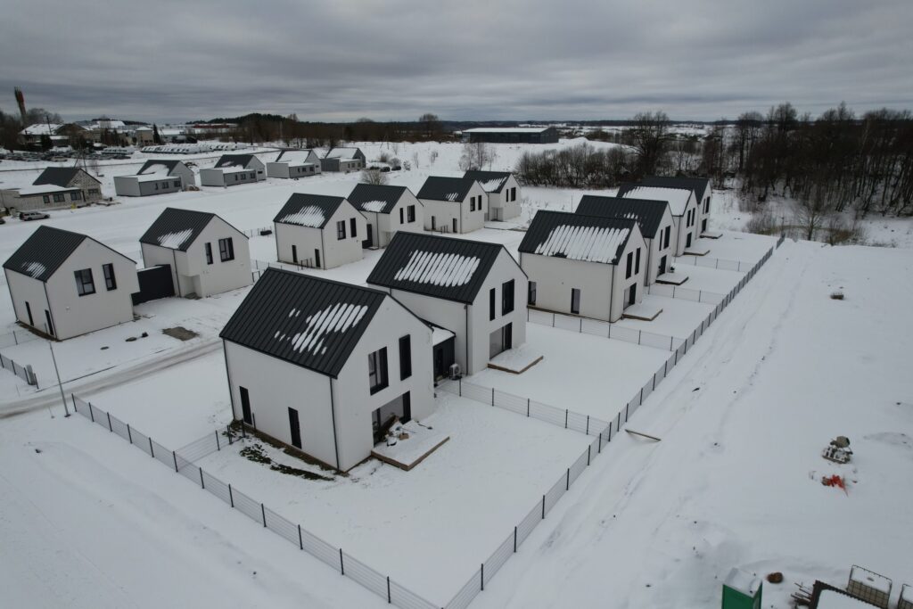 Švedų pievos (Pikutiškių g. 29F, 29G, 29H, 29K, 29J, 29I, 29L, 29M, 29N, 29L, 29R, 29P, 29O) - Private house community - construction photos