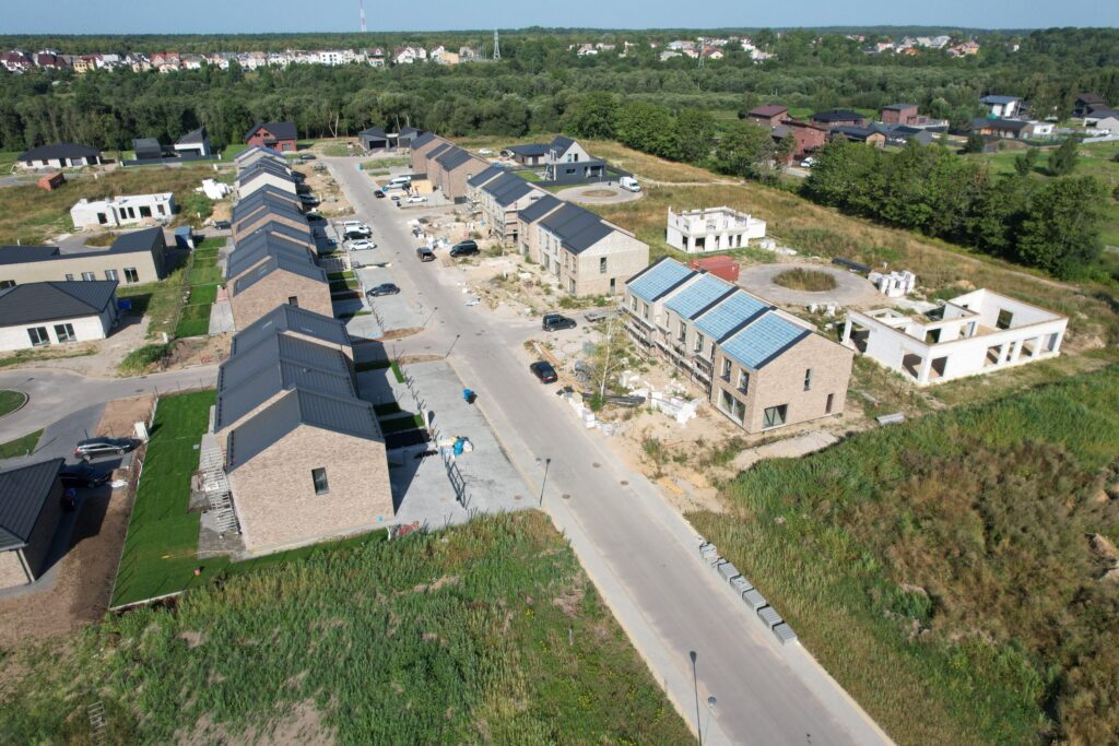 Gabijos g. namai (Gabijos g.) - Sublokuoti namai - statybų nuotraukos