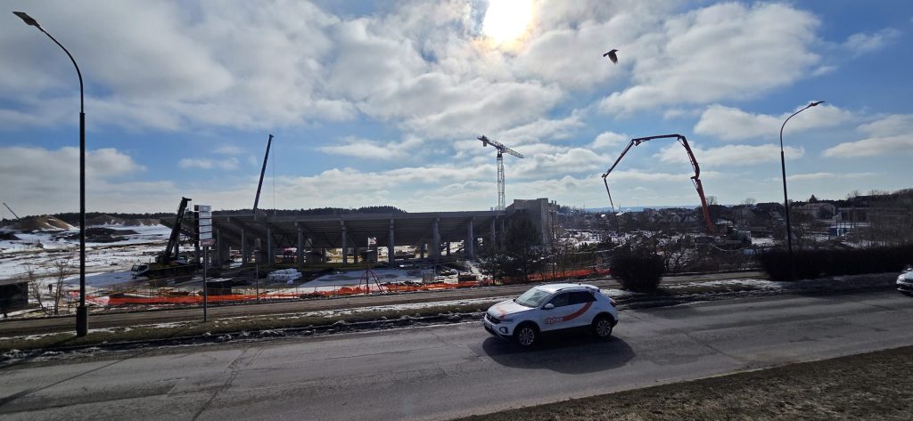 Daugiafunkcis sveikatinimo, ugdymo, švietimo, kultūros ir užimtumo kompleksas 1 etapas (stadionas) (Ozo g. 27) - Staadion - ehituse fotod
