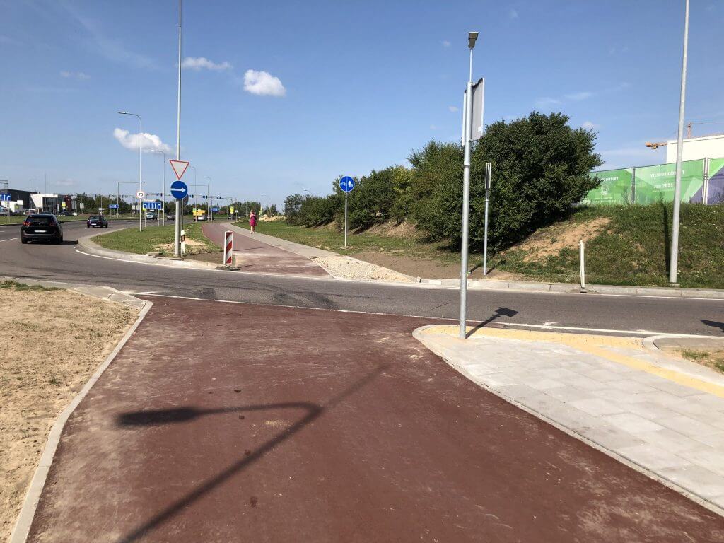Pilaitės pr. dviračių takas (Pilaitės pr.) - Bike path - construction photos