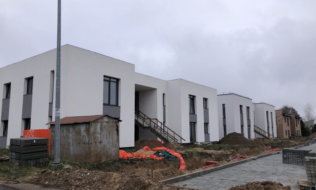 Naujasis Antakalnis Taurijos g. 45, 47, 49, 51, 53, 55 (Taurijos g. 45, 47, 49, 51, 53, 55) - Row housing - construction photos