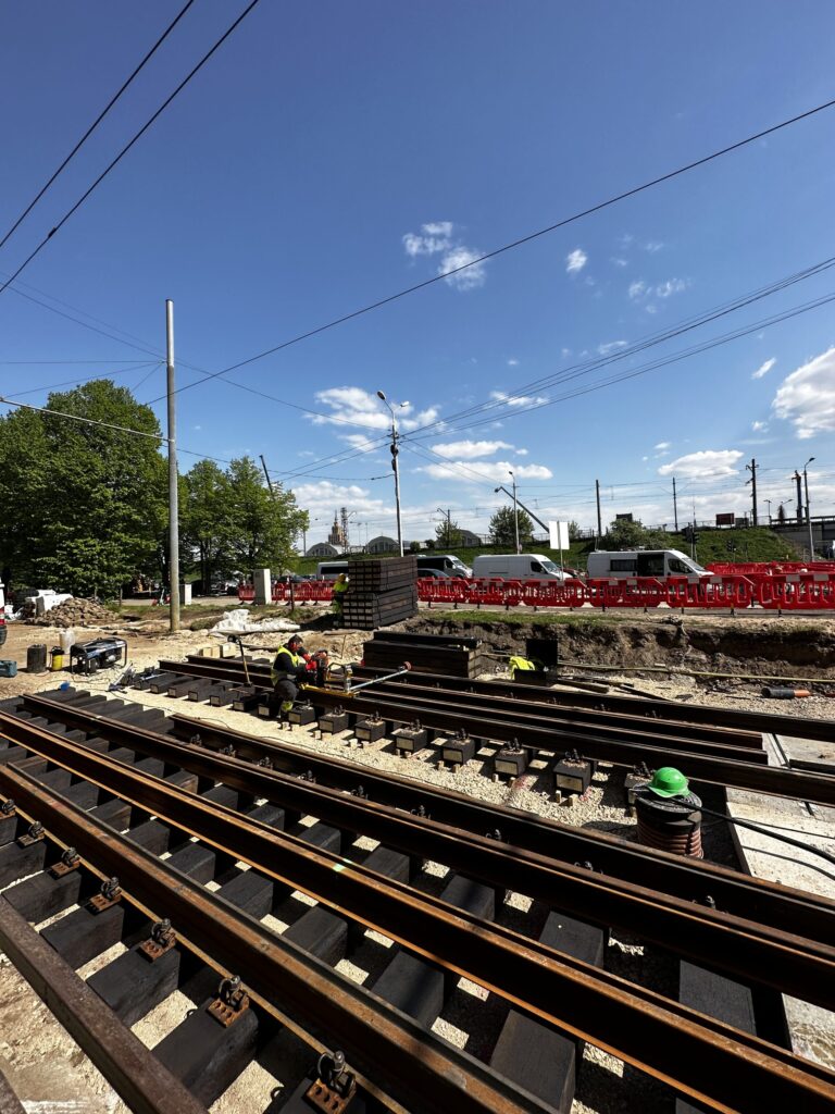 11. novembra krastmalas un 13. janvāra ielas krustojums - Rīgas tramvaja infrastruktūras pielāgošana zemās grīdas tramvaja parametriem (13. janvāra iela, 11. novembra krastmala) - Road - construction photos