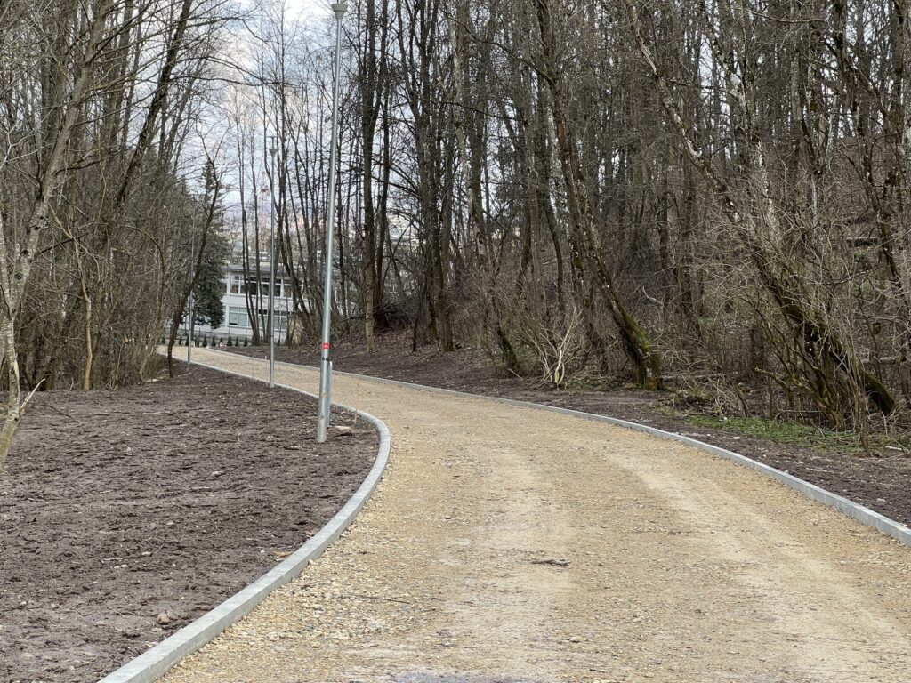 Paviršiniai nuotekų tinklai, valykla ir kaupykla Ozo g. (Šiaurinė, Ukmergės, Ozo, Miglos, Paribio, Lūšių, Elnių g.) - Izplatīšanas tīkls, Parks - būvdarbu attēli