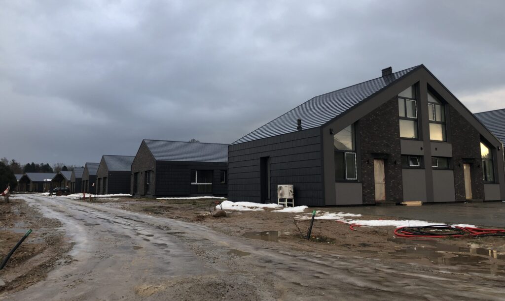 Marių parkas 1 etapas (J. Aisčio g. 7, 7A, 7B, 7C, 7D, 7E, 7F, 13, 13A, 13B) - Private house community, Row housing - construction photos