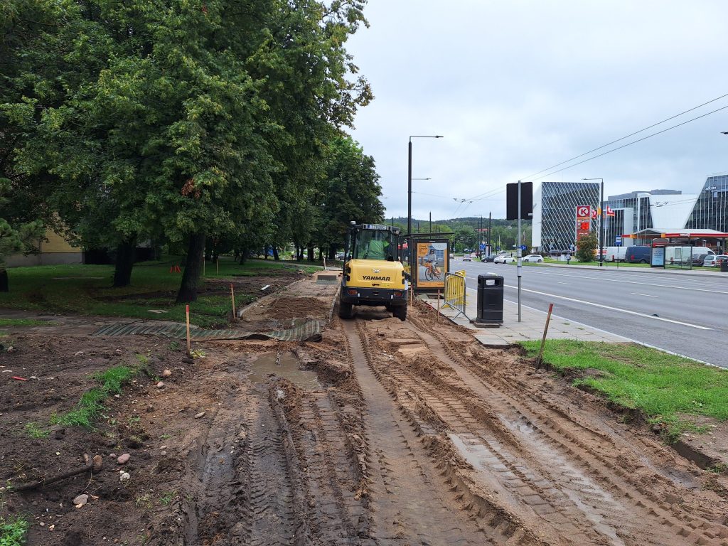 Šeimyniškių g. dviračių takas (Šeimyniškių g.) - Velosipēdu ceļš - būvdarbu attēli