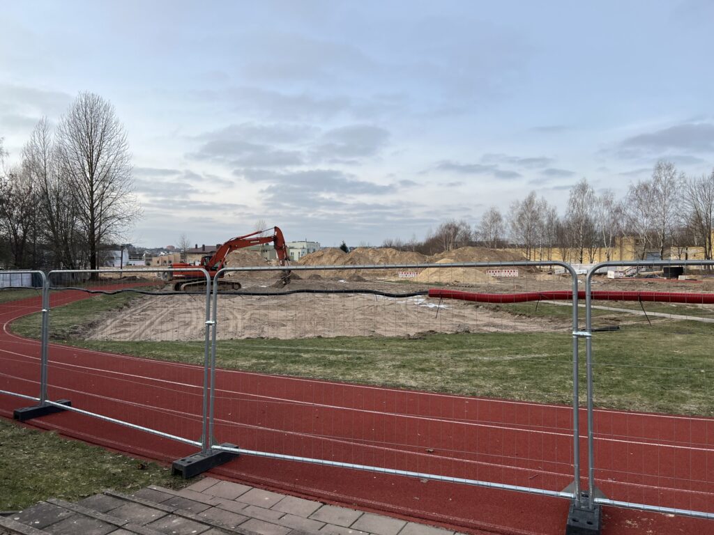 Mykolo Biržiškos gimnazijos futbolo stadionas (Taikos g. 81) - Sports field or court - construction photos
