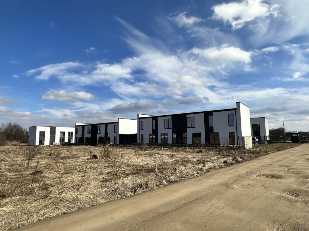22 kaimynai (Kaimynų g. 157) - Ridaelamu - ehituse fotod