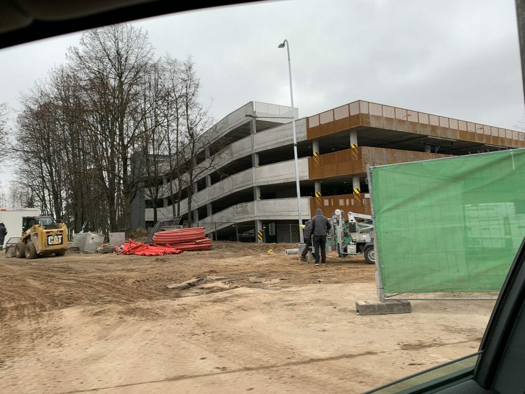 Parkingas Sukilėlių pr. 19B (Sukilėlių pr. 19B) - Parkimishoone - ehituse fotod