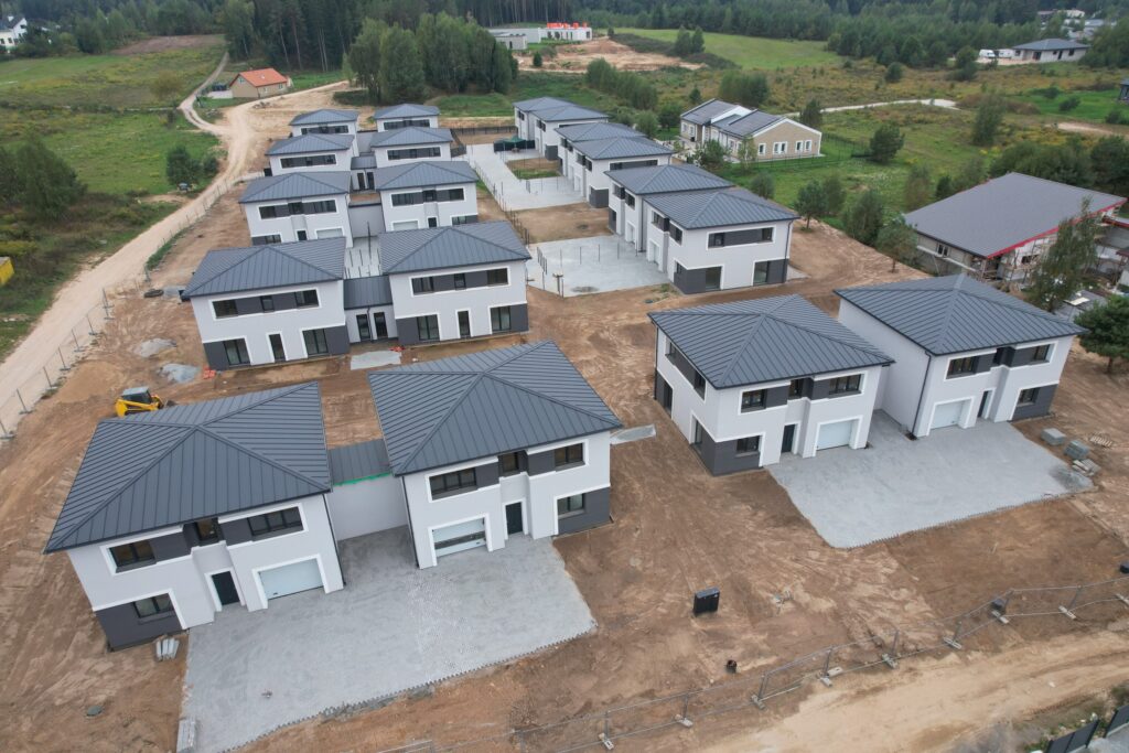 Riešės šilas (Verbų g. 35A, 35B, 35C, 35D, 35E, 35F, 35G, 35H, 35I, Didžiosios Riešės k.) - Private house community - construction photos