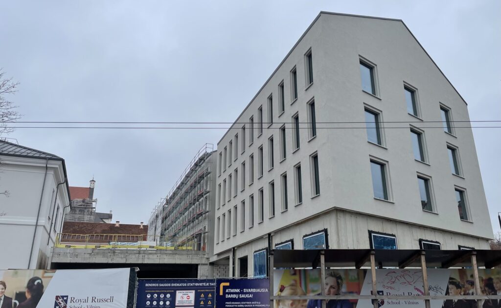 Vasario 16-osios (Vasario 16-osios g. 1) - Hotel, Office center, Primary and secondary education - construction photos