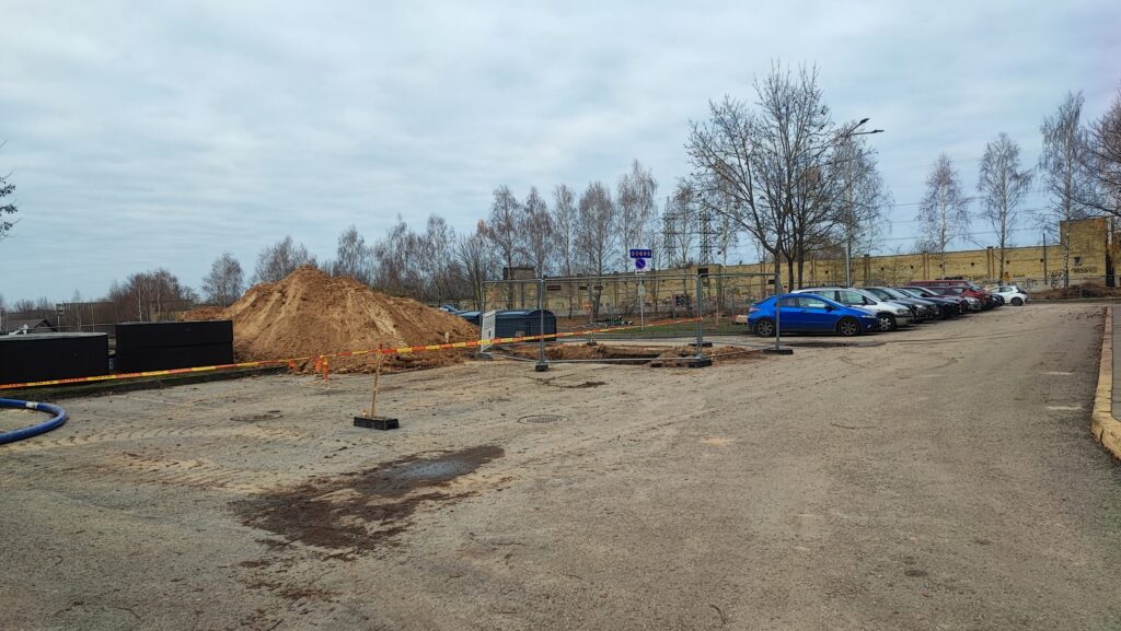 Mykolo Biržiškos gimnazijos futbolo stadionas (Taikos g. 81) - Sports field or court - construction photos