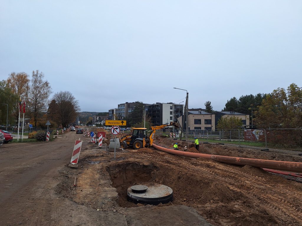 Lazdynėlių g. rekonstrukcija (Lazdynėlių g.) - Velosipēdu ceļš, Iela - būvdarbu attēli