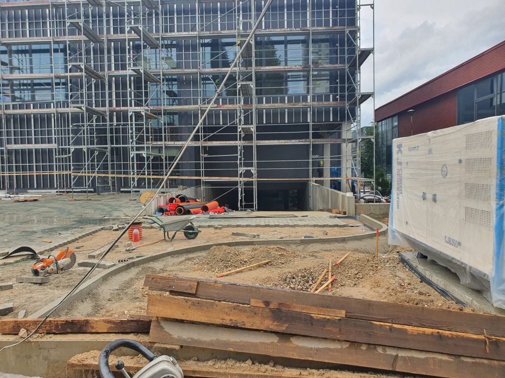 PC PIKAS (Ukmergės g. 221) - Shopping center - construction photos