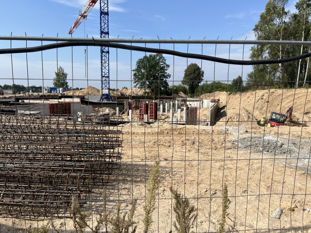 Vyšnios 4 etapas (Karaliaučiaus g. 23, L. Rėzos al. 16) - Multi apartment - construction photos