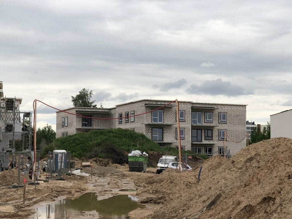 Pilaitės namai (Tilžės g. 47, 53, 55, 57, 59, 60, 61, 63, 65, 67, Gumbinės g. 8, 12, 14, Virbalio g. 4, Tolminkiemio g. 50) - Rindu mājas - būvdarbu attēli