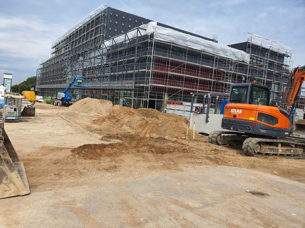 PC PIKAS (Ukmergės g. 221) - Shopping center - construction photos