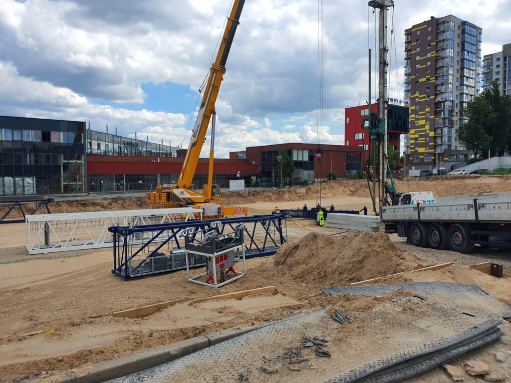 PC PIKAS (Ukmergės g. 221) - Shopping center - construction photos