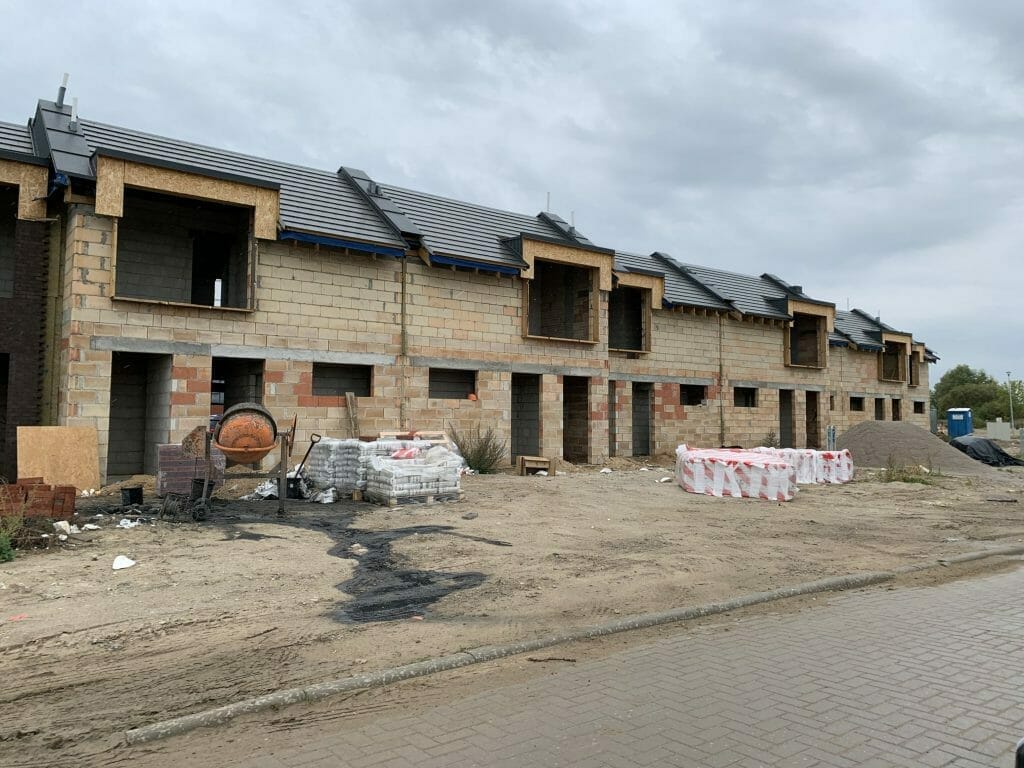 Bachmano Žemė (Vėluvos g. 1, 2, 3, 4 - 47, Eitkūnų g. 6, 6A, 8, 8A - 30, 30A, Tolminkiemio g. 1, 2, 3, 4 - 69) - Privātmāju kopienas, Rindu mājas - būvdarbu attēli