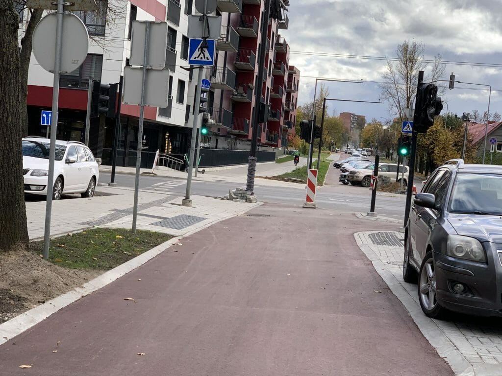 Algirdo g. dviračių takas (Algirdo g.) - Jalgrattatee, Tänav - ehituse fotod