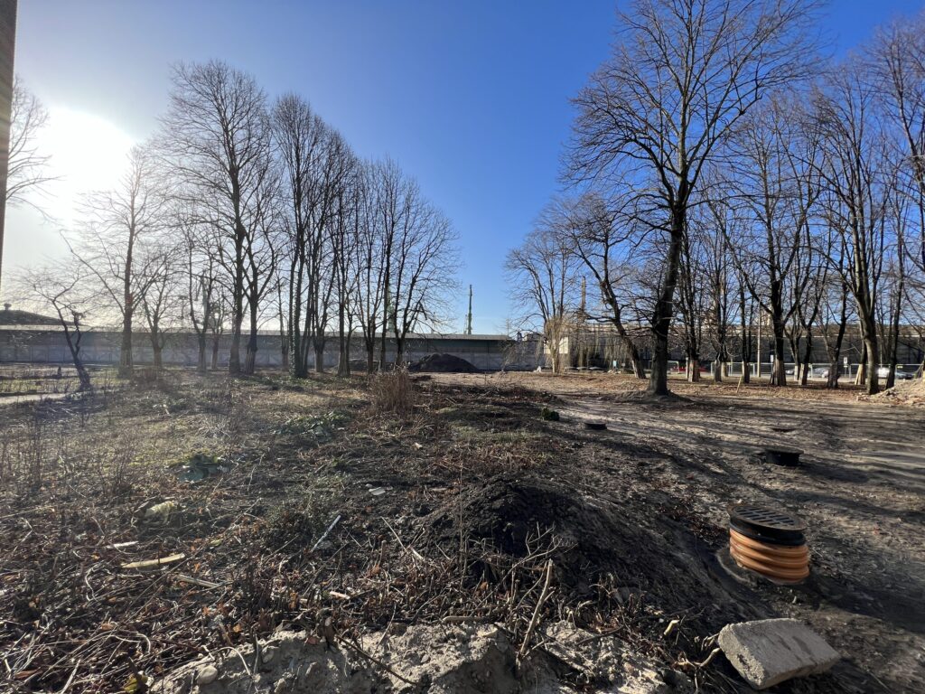 Kiemų sutvarkymas (J. Janonio g. 26, 28, Malūnininkų g. 2, Švyturio g. 8, 10, Smilties Pylimo g. 3, Sportininkų g. 5, 9) - Pedestrian path, Street - construction photos