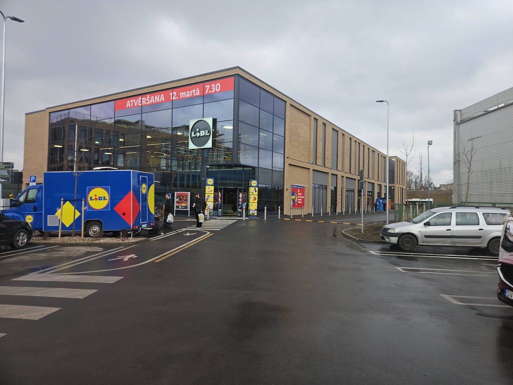 Lāčplēša skvērs - 1. kārta - LIDL - Lāčplēša iela 76 (Lāčplēša iela 76) - Tirdzniecības centrs - būvdarbu attēli