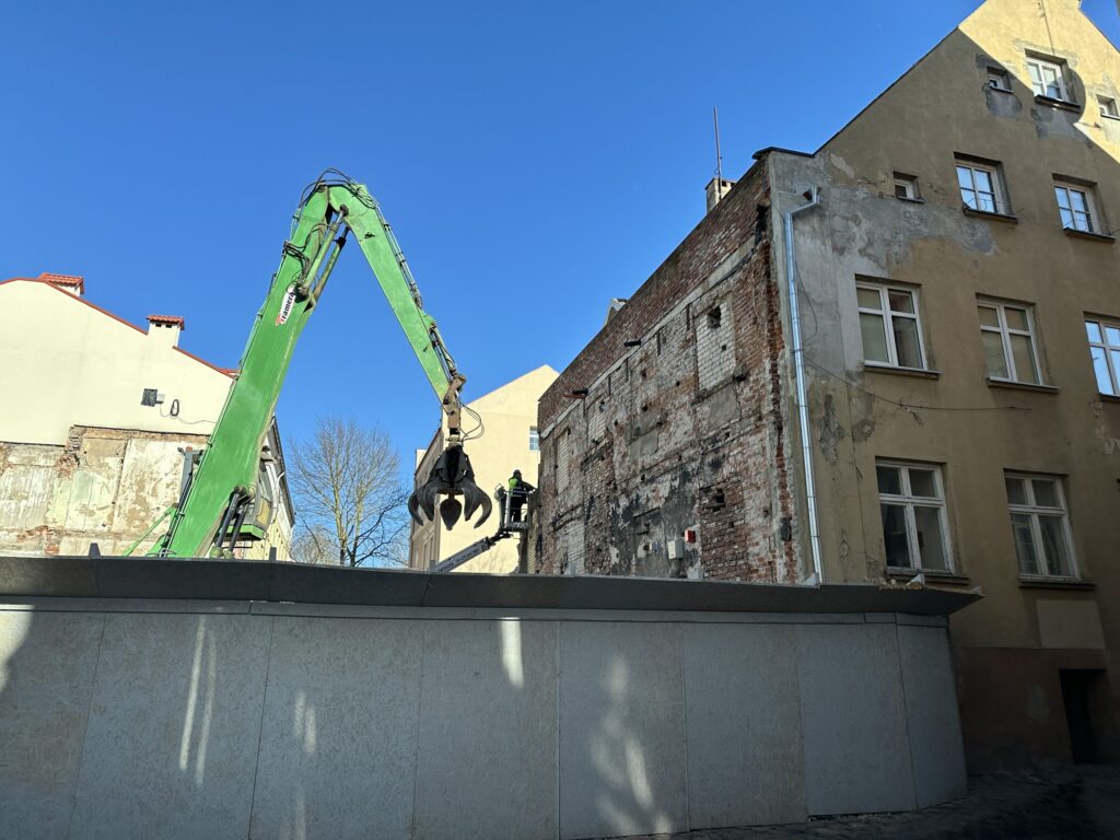 Teatro namai (Žvejų g. 3) - Daugiabutis - statybų nuotraukos